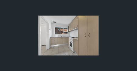 Freshly Updated 2-Bed Home – Walk to Shops, Schools & Transport!! - Photo 4