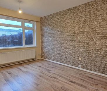 Franks Avenue, Hereford - Photo 2