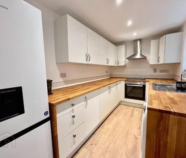 8 Dunraven Avenue, Belfast, BT5 5JR - Photo 1