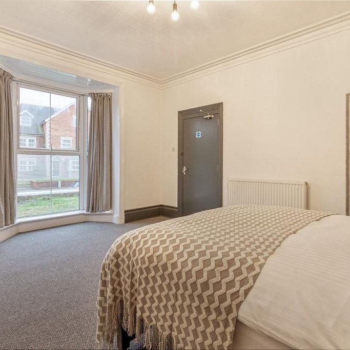 1 bedroom in a house share to rent - Photo 1