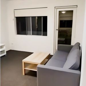 2 bed 1 bath - Photo 3