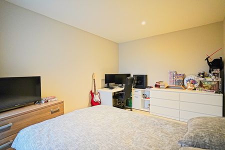 Duplex-appartement met 3 slaapkamers te huur in het centrum van Dendermonde - Photo 4