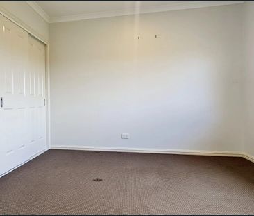 MODERN & LUXURIOUS RESIDENCE - Photo 1