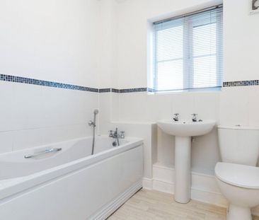 Wardle Gardens, Leek, Staffordshire, ST13 - Photo 5