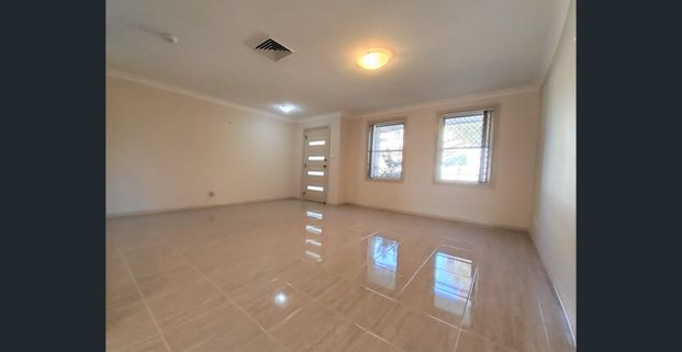 South Windsor Beauty - Photo 1