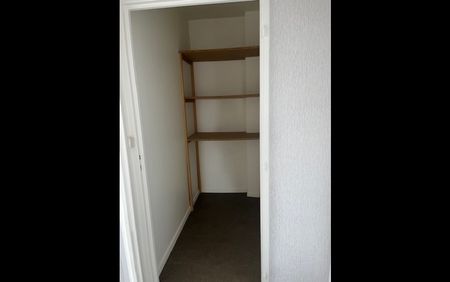 Location Appartement 4 pièces 80 m² La Châtre - Photo 2