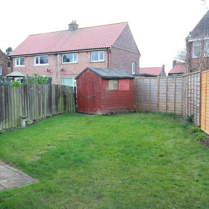 2 bedroom semi-detached house to rent - Photo 1