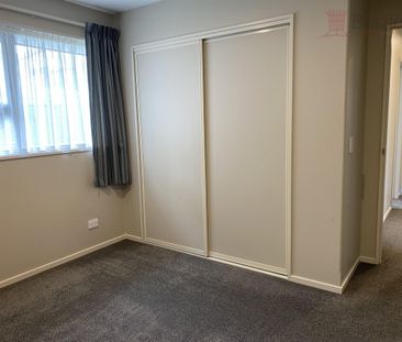 10C Geraldine Street, Edgeware - Photo 2