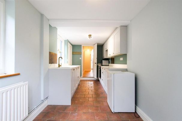 3 bedroom terraced house to rent - Photo 1