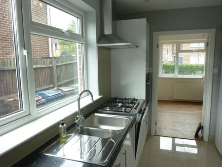 3 Bed Semi-Detached House, Maryatt Avenue, HA2 - Photo 4