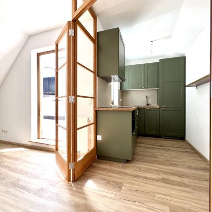 ⭐ Charmante DG-Wohnung mit großer Terrasse & Grünblick - Foto 1