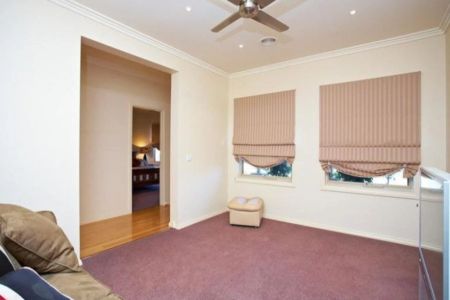 ** UNDER APPLICATION** Spacious Family Living in Kurunjang – $480 per week - Photo 4