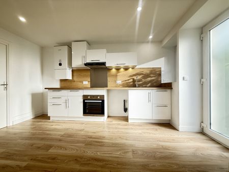 Location Appartement 3 pièces 51m² MONTBELIARD 25200 - Photo 5