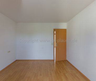 kleine 3 Zimmer Familienwohnung in Neundorf + Garage + zwei Balkone - Foto 6