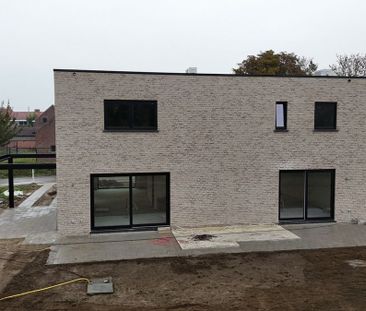 Huis te huur in Proven voor € 925 met 3 slaapkamers - Photo 3