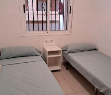 Piso de alquiler en Carrer Amplaries, 35, Vista Mar - Photo 1