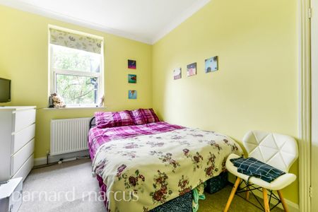 Haydons Road, LONDON - Photo 3