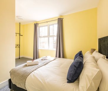 7 Bed End Terrace, Cave Street, BS2 - Photo 6