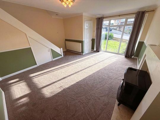 3 bedroom semi-detached house to rent - Photo 1