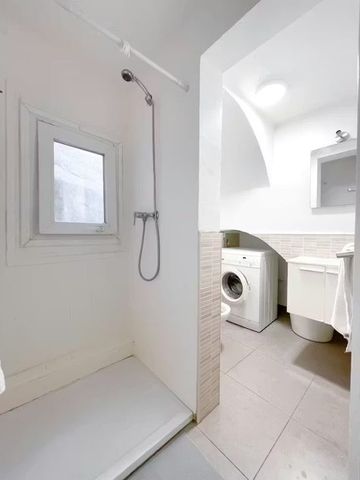 Carrer la Rambla, Barcelona, Catalonia 08002 - Photo 5