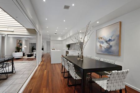 45 Wright Street, Middle Park VIC 3206 - House For Rent | Domain - Photo 4