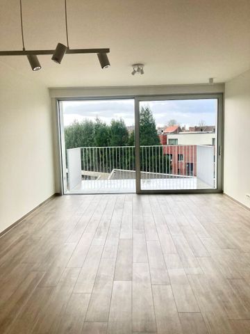 Nieuwbouwappartement met 2 slaapkamers + parking. - Photo 2