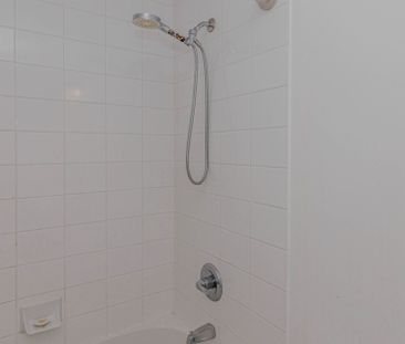 For Lease - 385 Prince Of Wales Drive Unit# 2904, Mississauga, Ontario - Photo 5