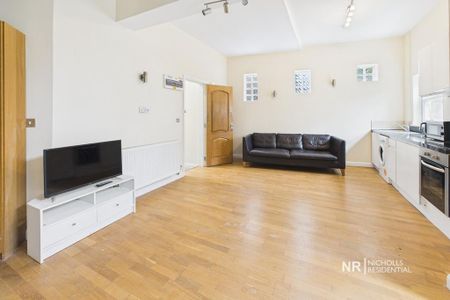 2 bedroom flat to rent - Photo 4