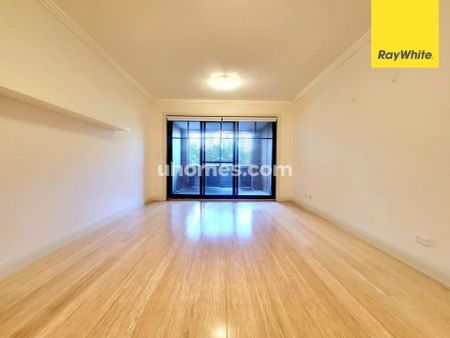 2Bedrooms, 2Bathrooms - Photo 2