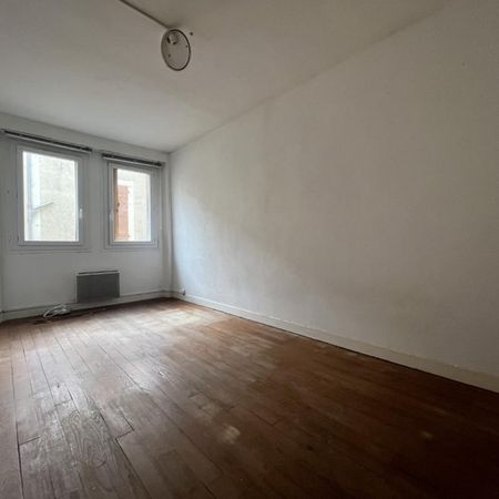 Location Appartement 2 pièces 48m² AIRE SUR L ADOUR 40800 - Photo 4