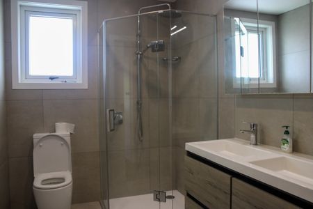 Beautiful in Mangere Bridge - Photo 3