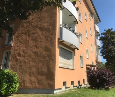 Gut geschnittene Wohnung mit Balkon - Foto 1