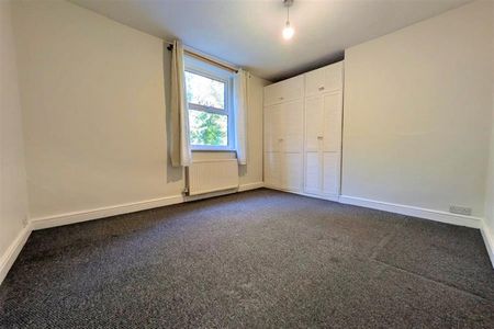2 Bedroom Terraced To Let - Photo 4