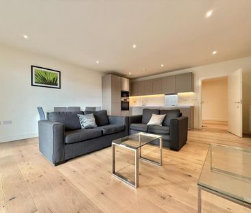 3 bedroom flat to rent - Photo 2