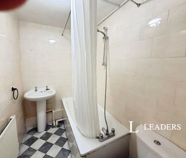 1 bedroom apartment to rent Lower Rock Gardens, Brighton, BN2 - Photo 5