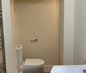 1 bedroom property to rent - Photo 2