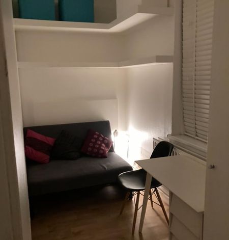 SINGLE ROOM DALGARNO GARDENS NORTH KENSINGTON W10 - Photo 3