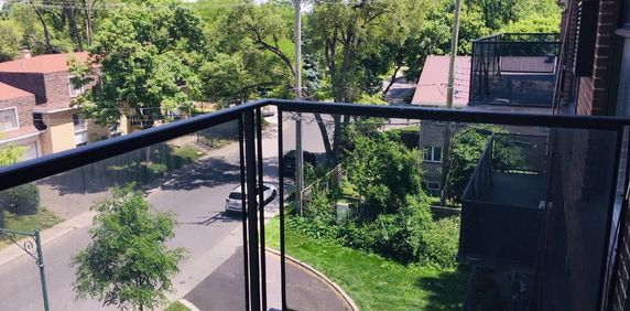 CESSION DE BAIL - Cosy one bedroom appartment in Town of Mount-Royal, the Garden City - Photo 2