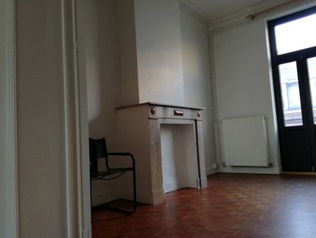 Lumineux Appartement 1ch à 1050 Ixelles  Loyer: 890 € - Photo 3