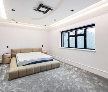 5 bedroom detached house to rent - Photo 4