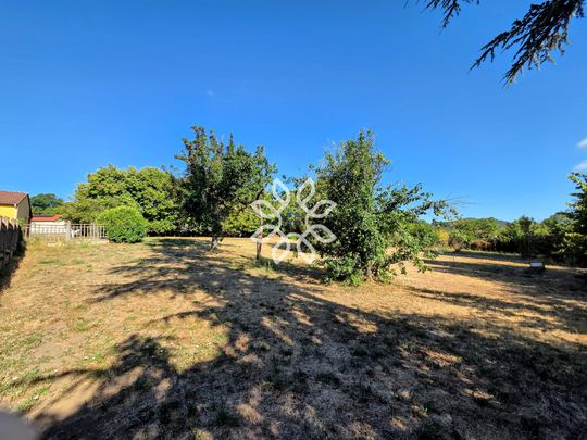 Location Maison 5 pièces 139m² BRASSAC LES MINES 63570 - Photo 1