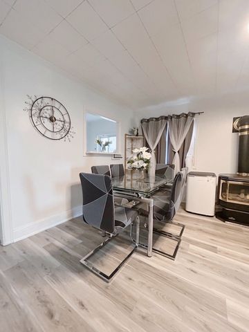 For Lease - 699 Innisfil Beach Road, Innisfil, Ontario - Photo 2