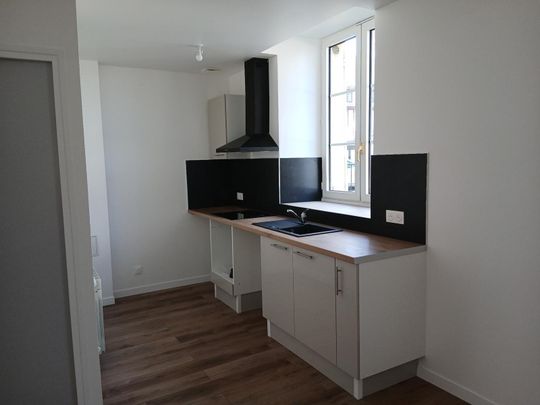 Location Appartement 1 pièce 27m² ETAMPES 91150 - Photo 1