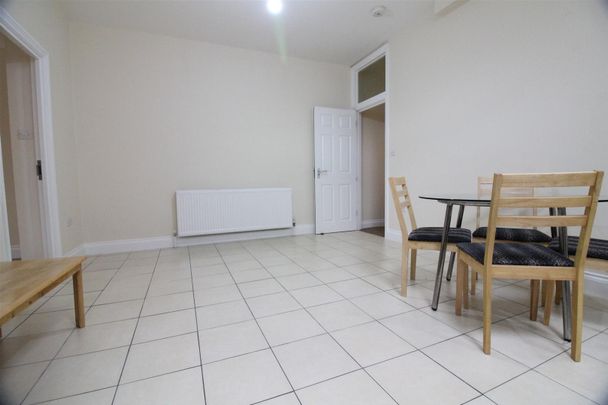 Bulstrode Avenue, Hounslow - Photo 1