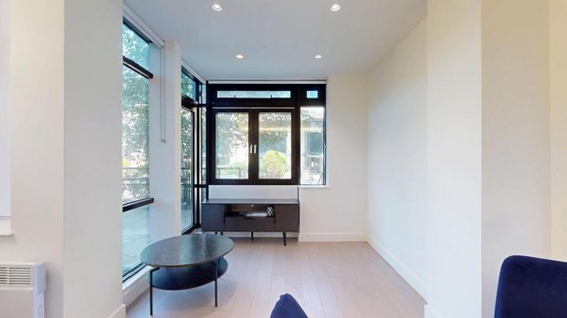 1 bedroom ground floor flat to rent - Photo 1