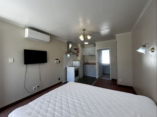 Studio Unit in Prime Riccarton Location - Photo 1