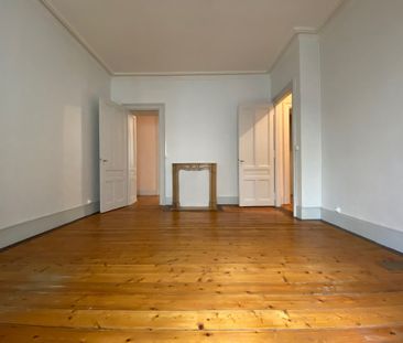 Location Appartement 4 pièces 97m² BESANCON 25000 - Photo 4
