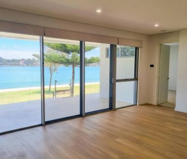 PREMIUM WATERFRONT LIVING - 49a VIVALDI DRIVE - Photo 2