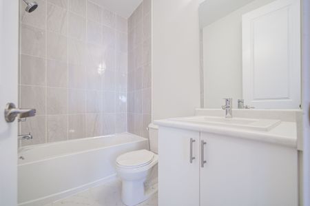 For Lease - 33 Golden Fern Street Unit# Coach House, Markham, Ontario - Photo 3