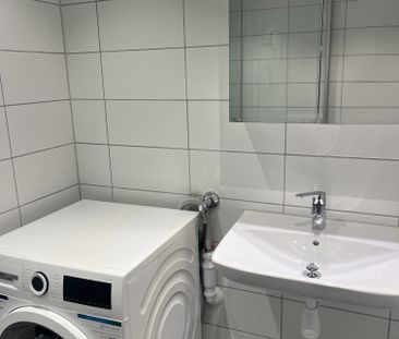 Tegelängsvägen, Norsborg - Photo 3